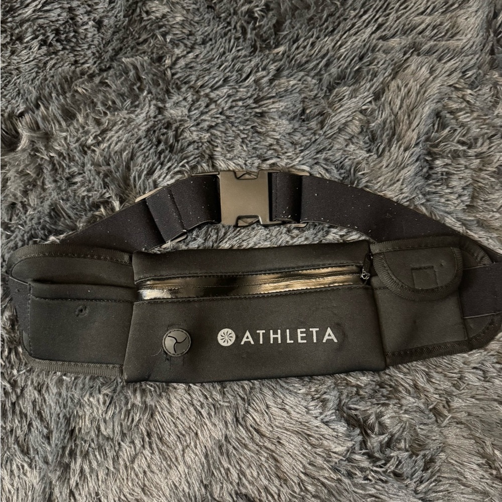 Athleta Pacesetter Black Belt Bag